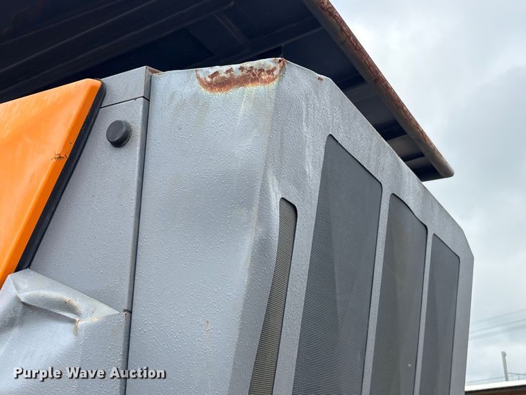 image for item EA7232 2022 Doppstadt INVENTHOR 6 Plus shredder