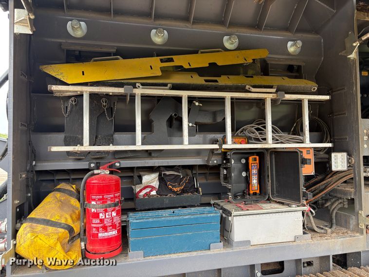 image for item EA7232 2022 Doppstadt INVENTHOR 6 Plus shredder