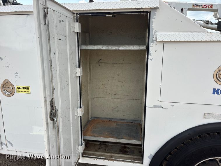 image for item EA7950 2008 Hino 268 utility / service truck