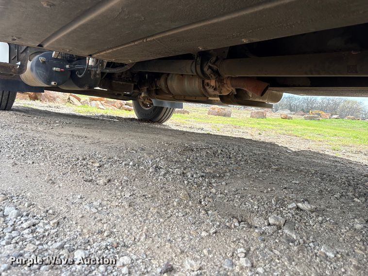 image for item EA7950 2008 Hino 268 utility / service truck