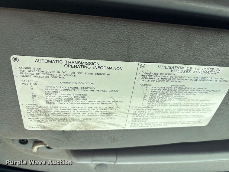 image for item EA7950 2008 Hino 268 utility / service truck