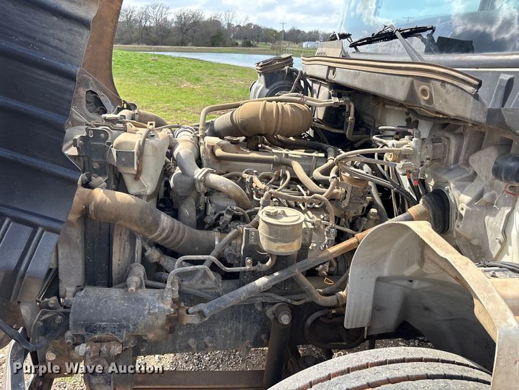 image for item EA7950 2008 Hino 268 utility / service truck