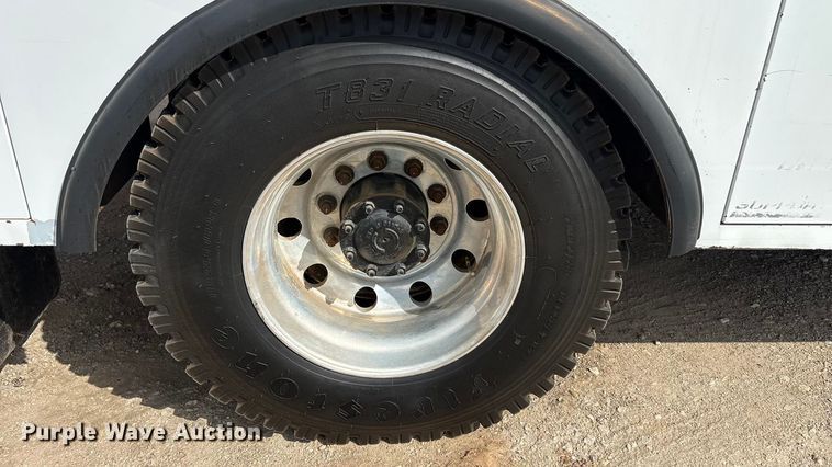 image for item EA7950 2008 Hino 268 utility / service truck