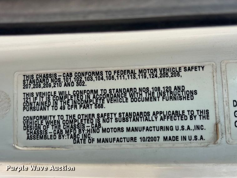 image for item EA7950 2008 Hino 268 utility / service truck