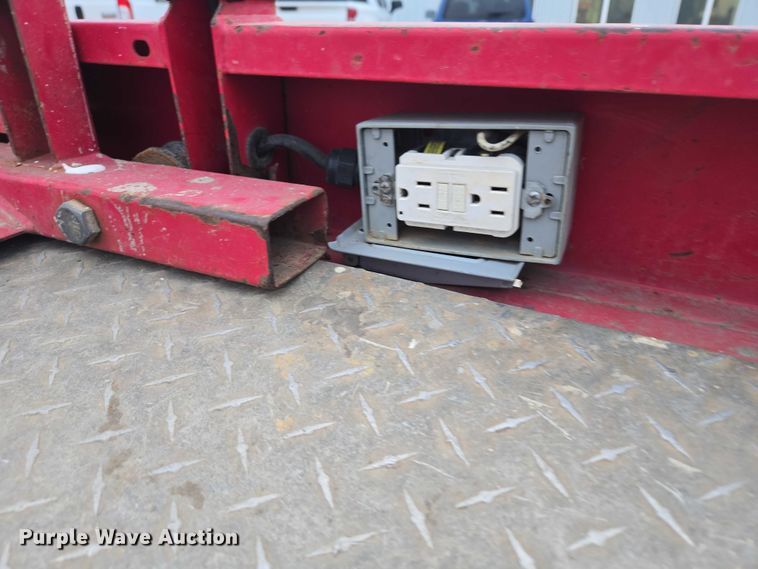 image for item EB1201 2015 MEC Crossover 2659 ERT scissor lift