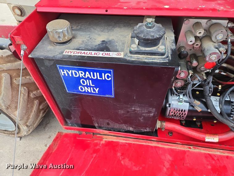 image for item EB1201 2015 MEC Crossover 2659 ERT scissor lift