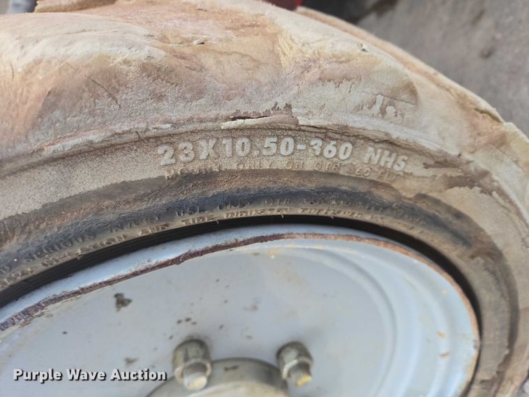 image for item EB1201 2015 MEC Crossover 2659 ERT scissor lift