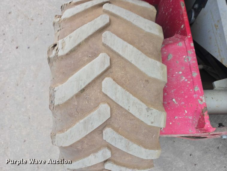 image for item EB1201 2015 MEC Crossover 2659 ERT scissor lift