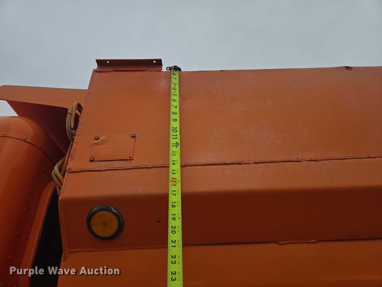 image for item EB1363 1997 Peterbilt 378 dump truck