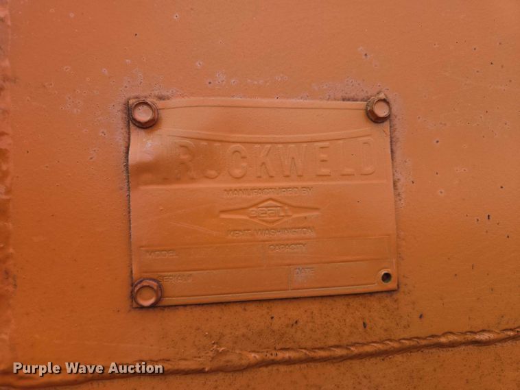 image for item EB1363 1997 Peterbilt 378 dump truck