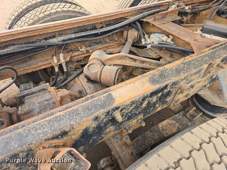 image for item EB1363 1997 Peterbilt 378 dump truck