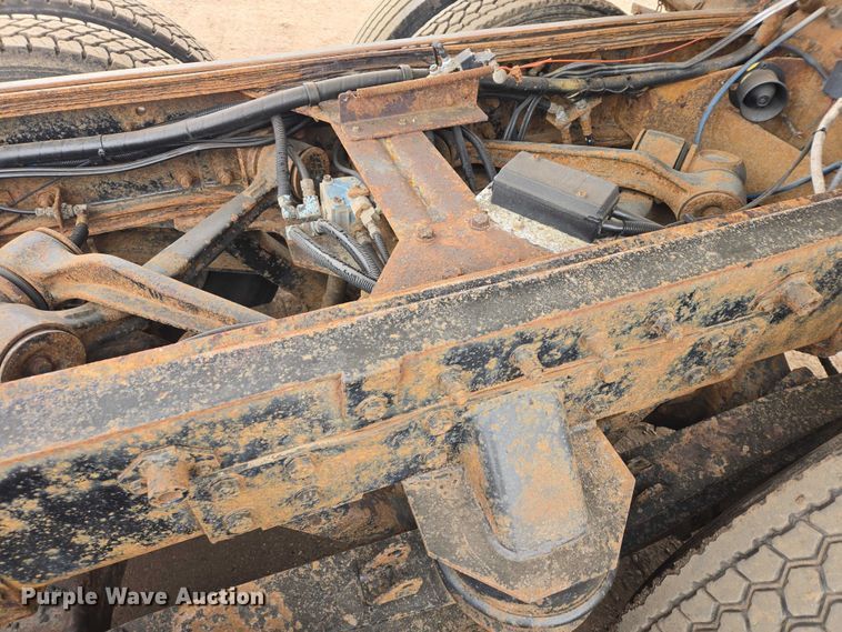 image for item EB1363 1997 Peterbilt 378 dump truck