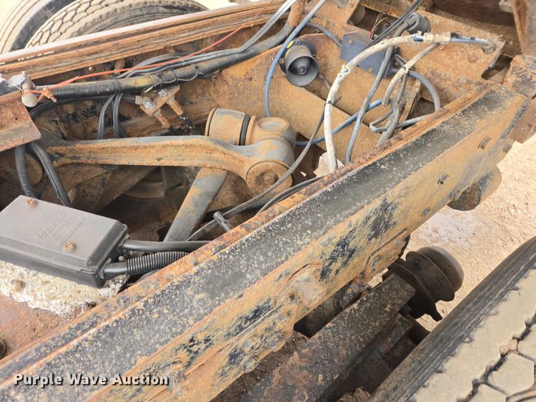 image for item EB1363 1997 Peterbilt 378 dump truck