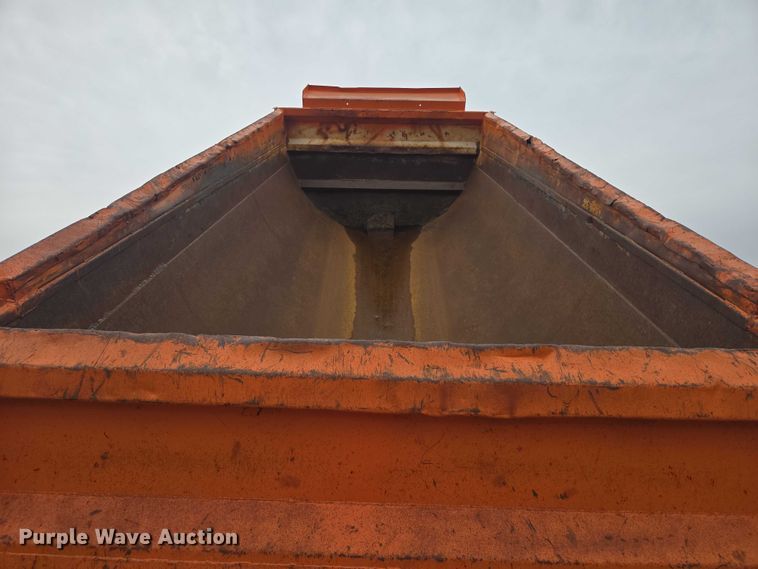 image for item EB1363 1997 Peterbilt 378 dump truck