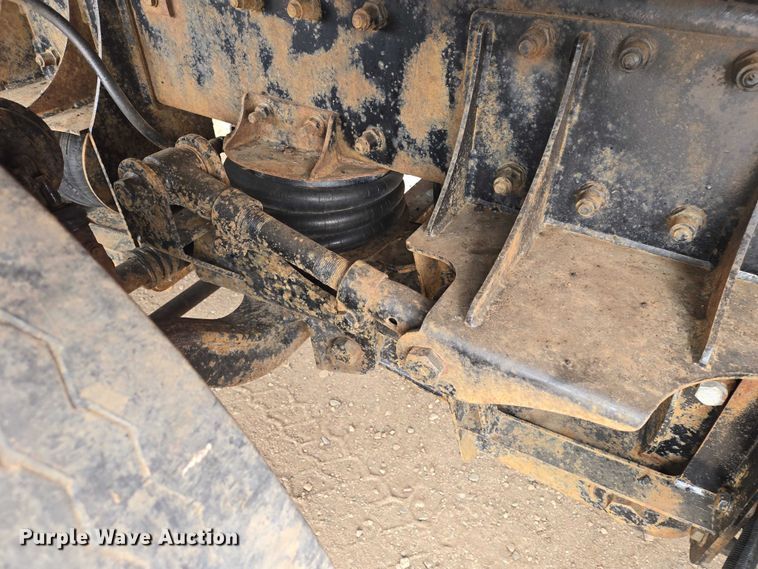 image for item EB1363 1997 Peterbilt 378 dump truck