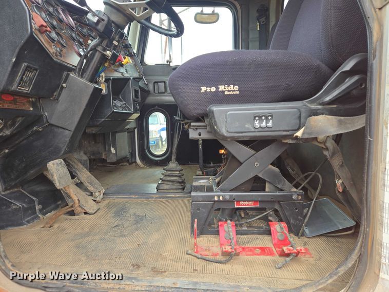 image for item EB1363 1997 Peterbilt 378 dump truck