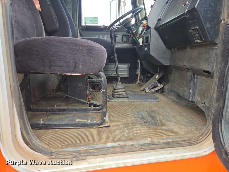 image for item EB1363 1997 Peterbilt 378 dump truck