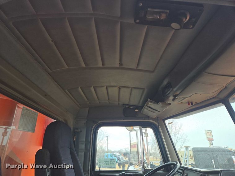 image for item EB1363 1997 Peterbilt 378 dump truck