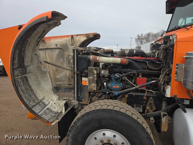 image for item EB1363 1997 Peterbilt 378 dump truck