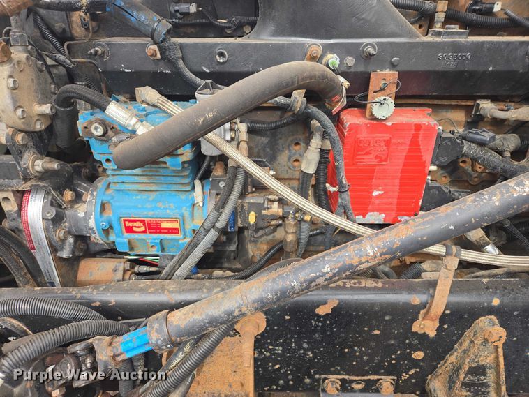 image for item EB1363 1997 Peterbilt 378 dump truck