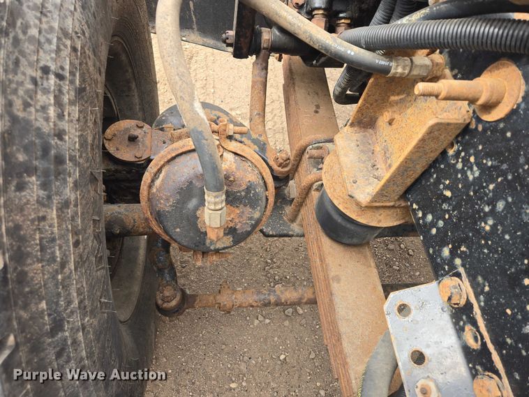 image for item EB1363 1997 Peterbilt 378 dump truck