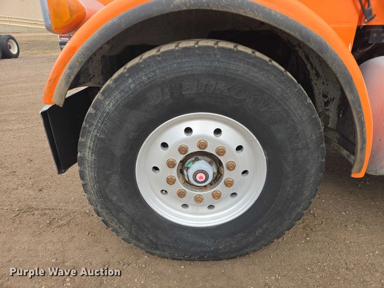 image for item EB1363 1997 Peterbilt 378 dump truck