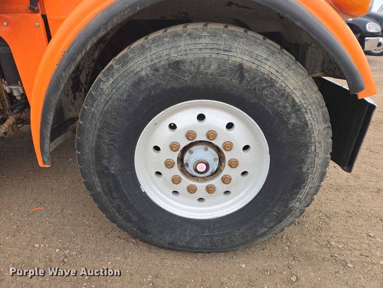 image for item EB1363 1997 Peterbilt 378 dump truck