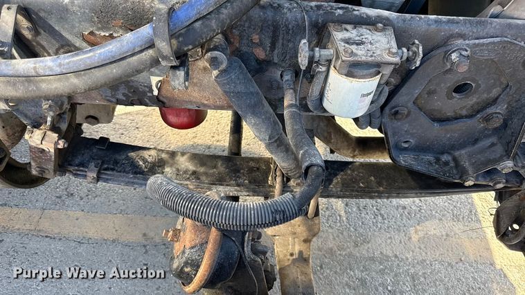 image for item EC4566 2006 Peterbilt 379EXT semi truck