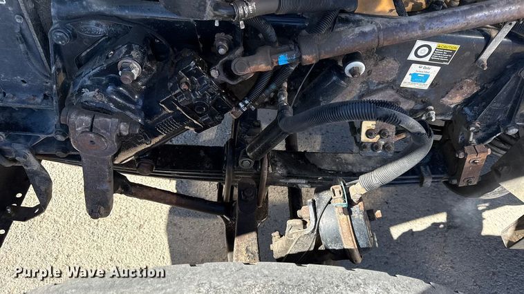 image for item EC4566 2006 Peterbilt 379EXT semi truck