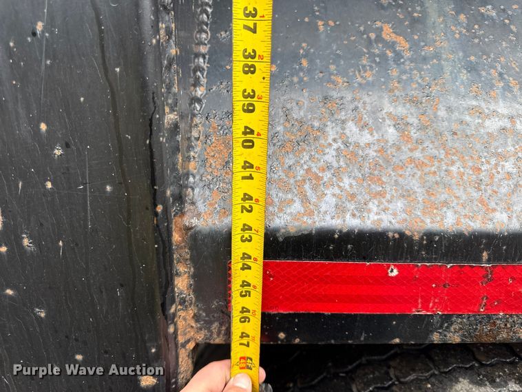 image for item EC4571 2006 Kenworth T800 dump truck