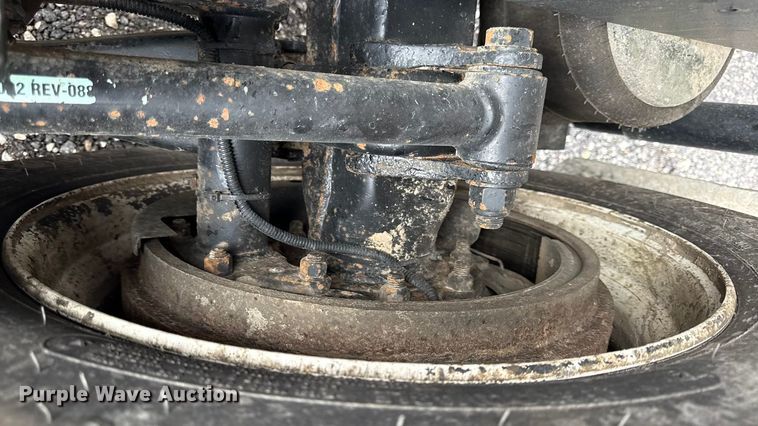 image for item EC4571 2006 Kenworth T800 dump truck