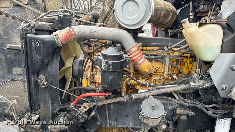 image for item EC4571 2006 Kenworth T800 dump truck