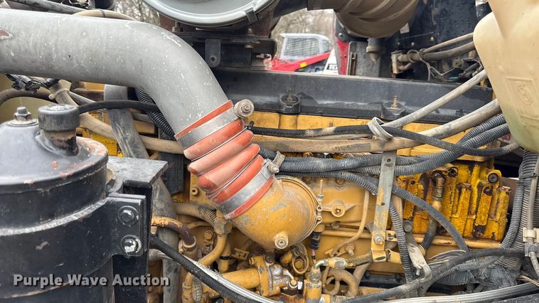 image for item EC4571 2006 Kenworth T800 dump truck