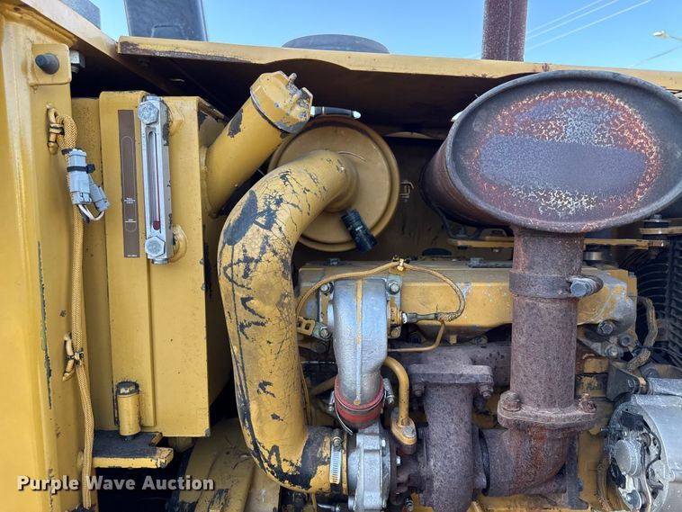 image for item EC4572 1996 Caterpillar CP-433C single drum vibratory roller