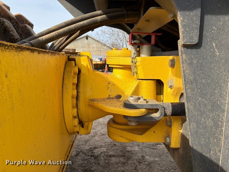 image for item EC8230 2017 Bomag BW 211 PD-5 single drum vibratory roller