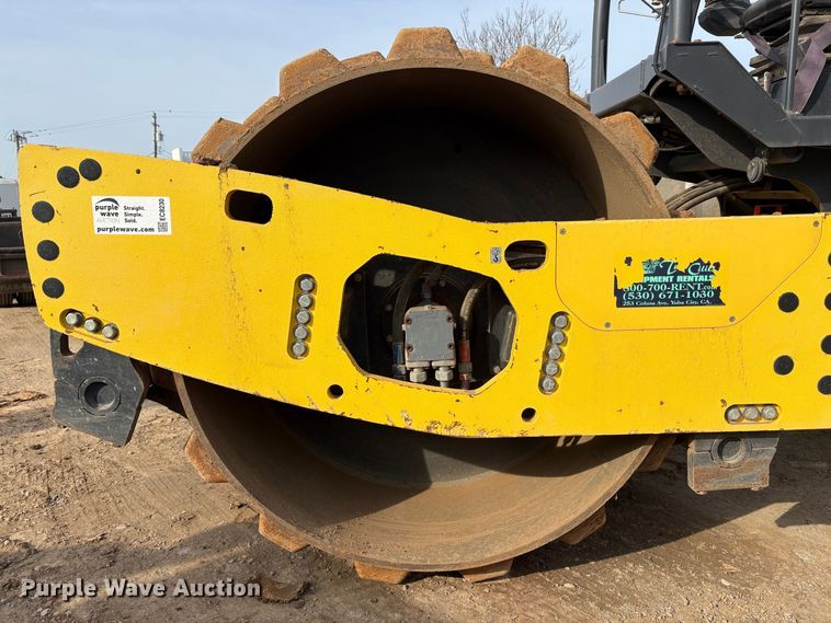 image for item EC8230 2017 Bomag BW 211 PD-5 single drum vibratory roller