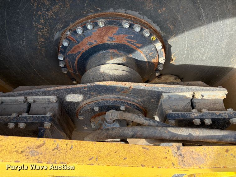 image for item EC8230 2017 Bomag BW 211 PD-5 single drum vibratory roller