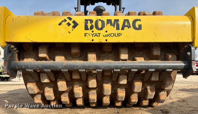 image for item EC8230 2017 Bomag BW 211 PD-5 single drum vibratory roller