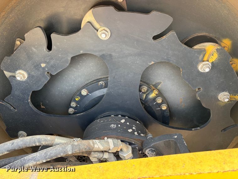 image for item EC8230 2017 Bomag BW 211 PD-5 single drum vibratory roller