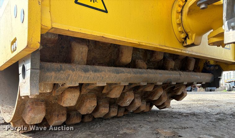 image for item EC8230 2017 Bomag BW 211 PD-5 single drum vibratory roller