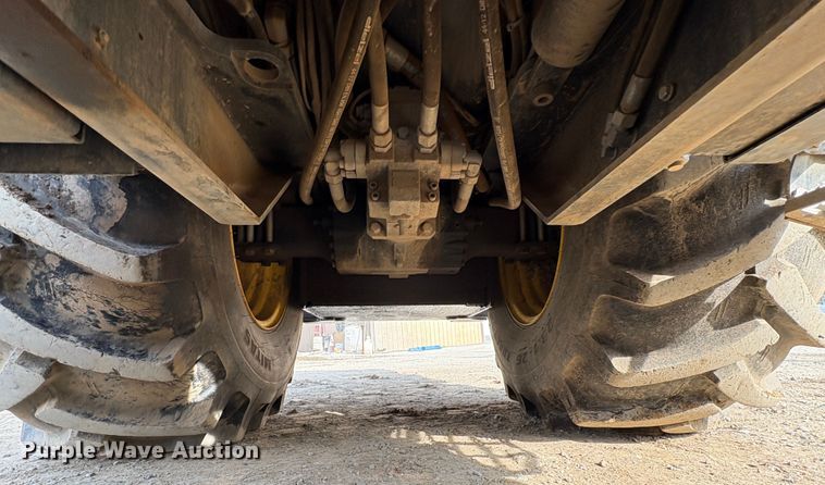 image for item EC8230 2017 Bomag BW 211 PD-5 single drum vibratory roller