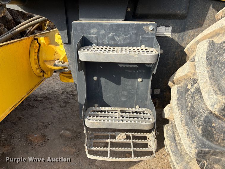 image for item EC8230 2017 Bomag BW 211 PD-5 single drum vibratory roller