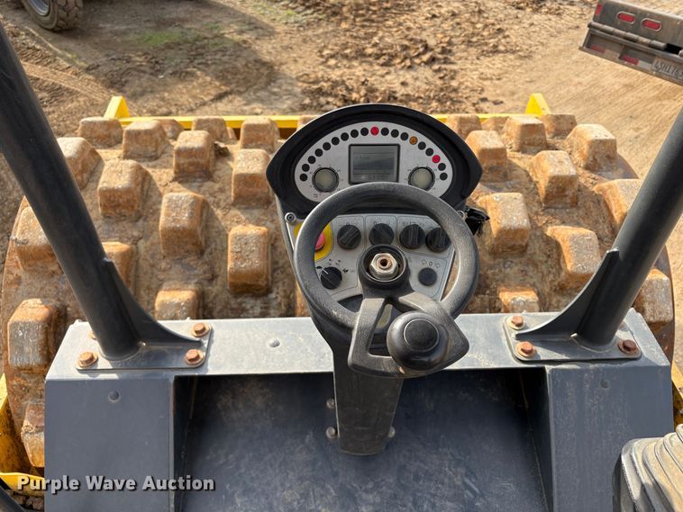 image for item EC8230 2017 Bomag BW 211 PD-5 single drum vibratory roller