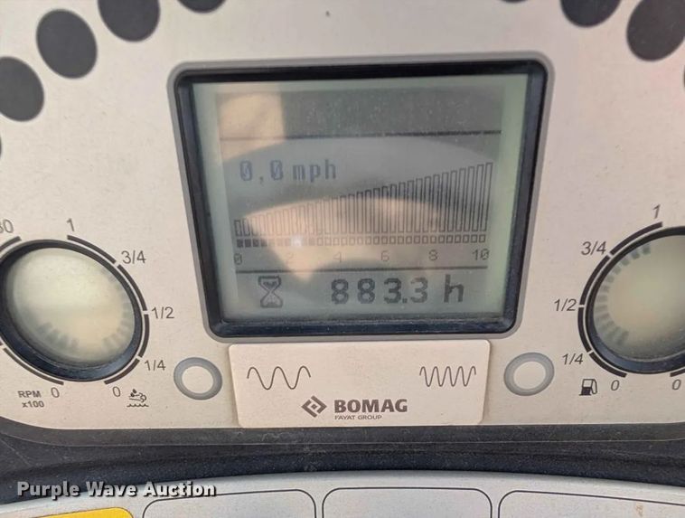 image for item EC8230 2017 Bomag BW 211 PD-5 single drum vibratory roller