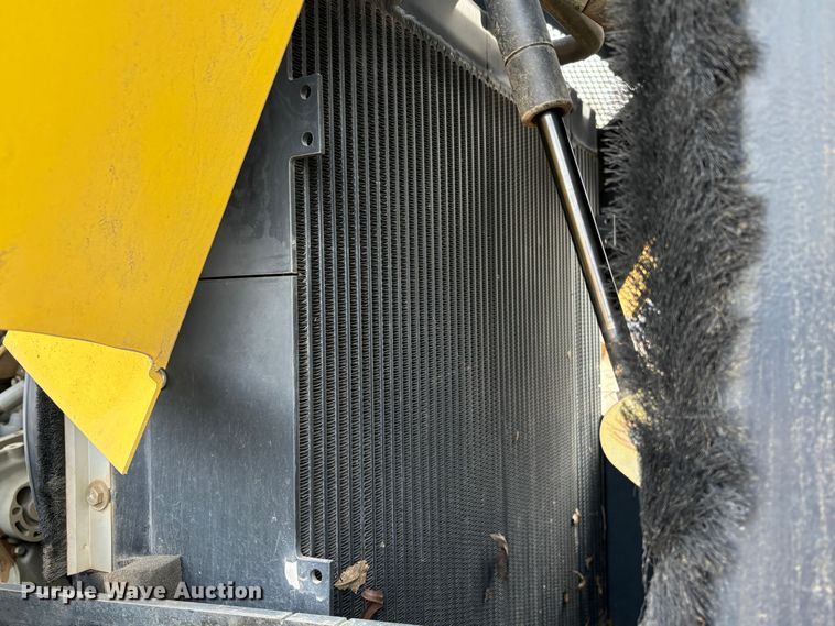 image for item EC8230 2017 Bomag BW 211 PD-5 single drum vibratory roller