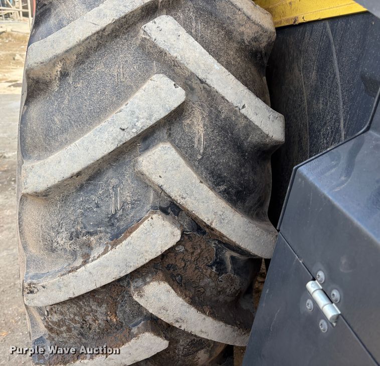 image for item EC8230 2017 Bomag BW 211 PD-5 single drum vibratory roller