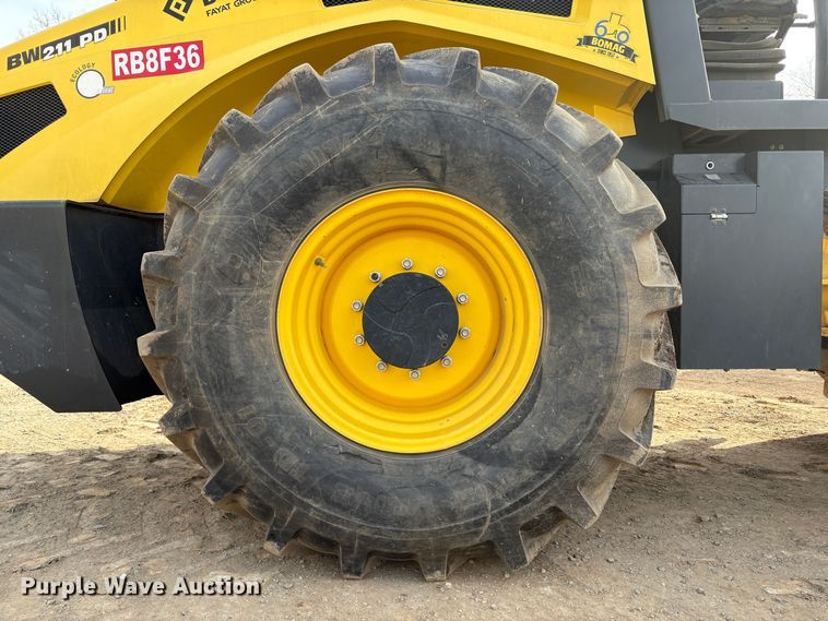 image for item EC8230 2017 Bomag BW 211 PD-5 single drum vibratory roller