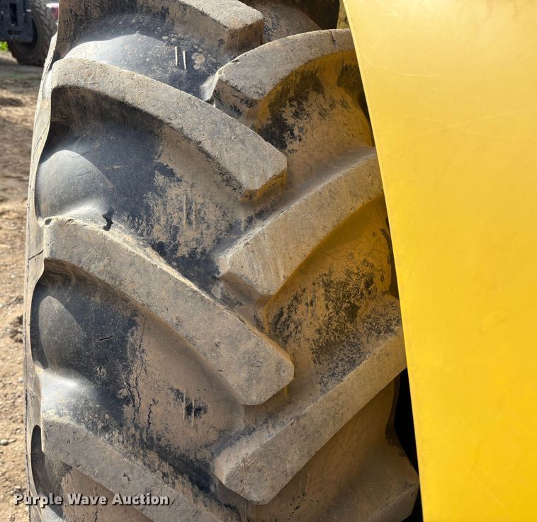 image for item EC8230 2017 Bomag BW 211 PD-5 single drum vibratory roller