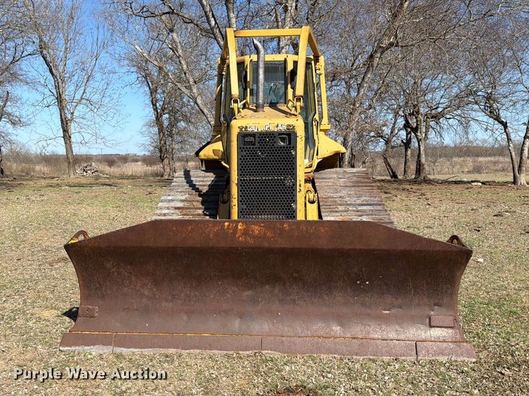 image for item ED5142 2003 Caterpillar D5N dozer