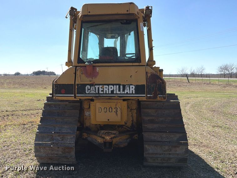 image for item ED5142 2003 Caterpillar D5N dozer